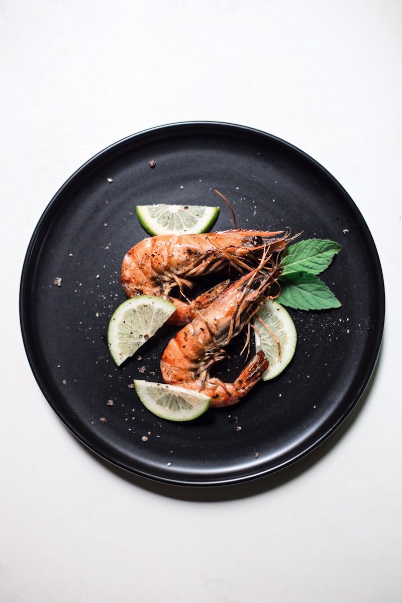 Jumbo shrimp with lemon